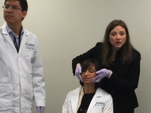 Dr. Palazzolo demonstrates the proper rutinary steps in the screening process for Oral Cancer in a Dental Practice Setting.